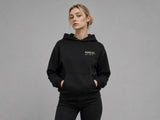 Hoodie - Connection Lost_ — hoodie noir porté par une femme, vue de face, logo poitrine MOODLAG, vue 6, porté femme