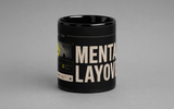 Mug - Mental Layover_ (B) — mug céramique noir, texte MENTAL LAYOVER beige, vue 5, packshot