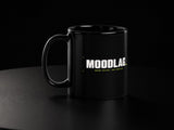 Mug - MoodLag_ Basic B — mug céramique noir MOODLAG, vue 3, packshot fond sombre